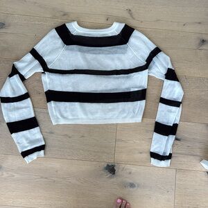 MEIMEJ Navy and White Sweater